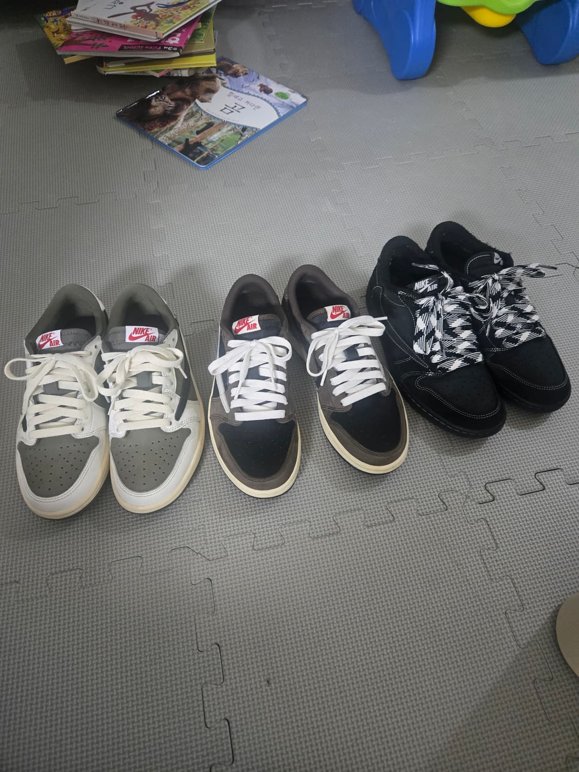 트래비스 스캇 블랙팬텀 255사이즈팝니다 상품이미지7