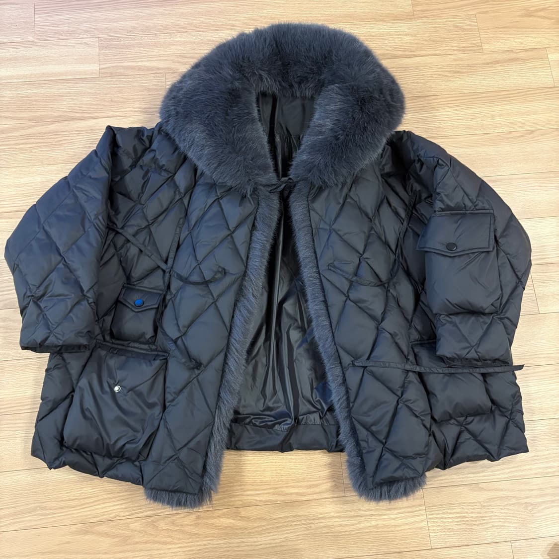 LALALOUNGE(랄라 라운지) 폭스퍼 패딩 상품이미지2