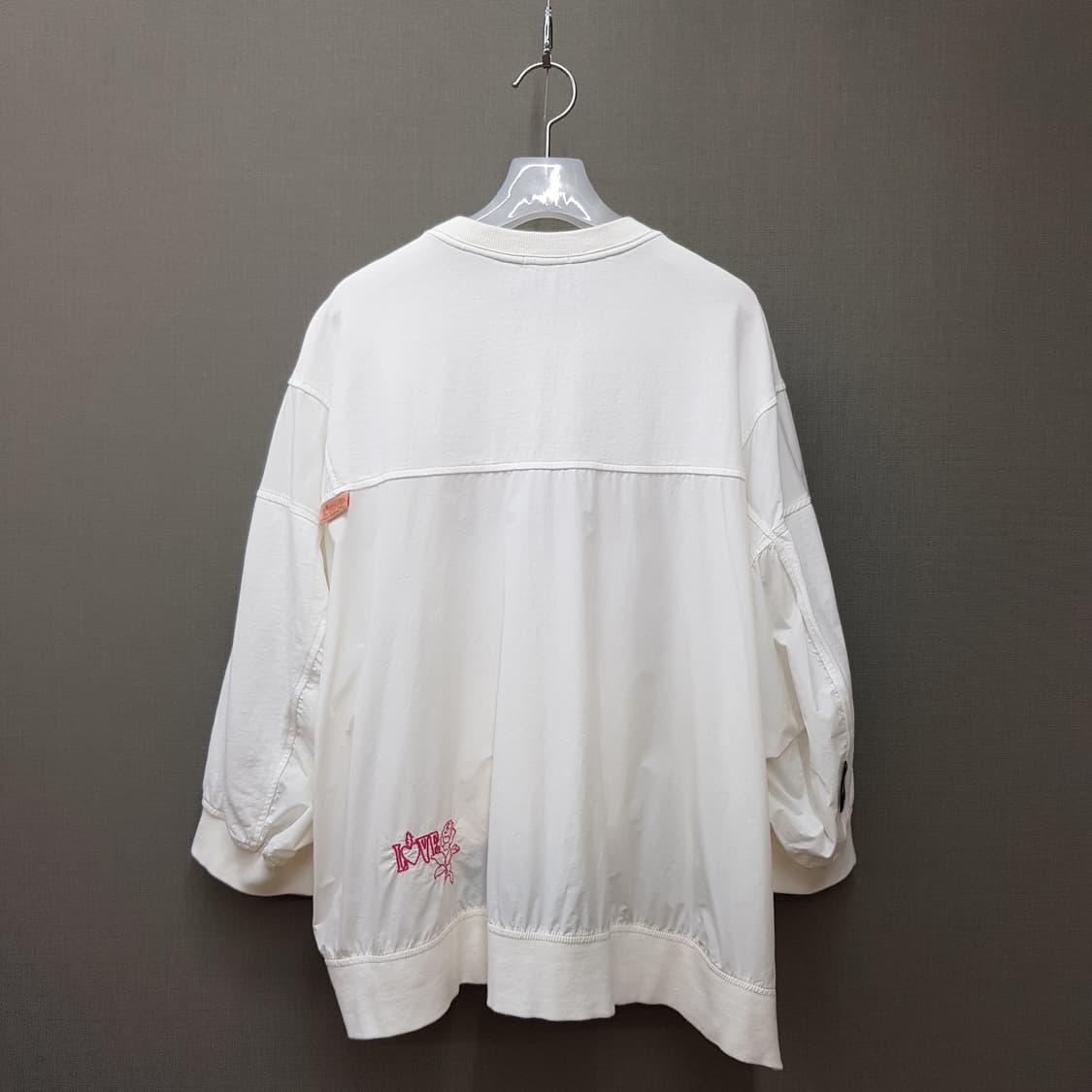 한섬 시스템 2021 자수 그래픽 루즈핏  티셔츠 F사이즈 상품이미지6