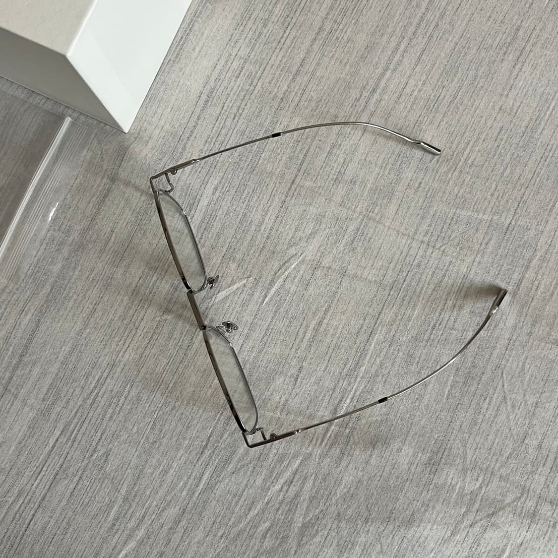 젠틀몬스터 오타스 02 풀구성 상품이미지4