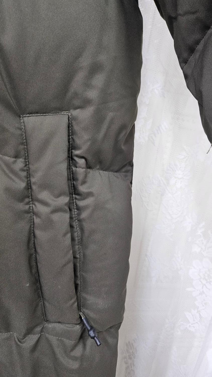 노스페이스 카키색   롱패딩  상품이미지9