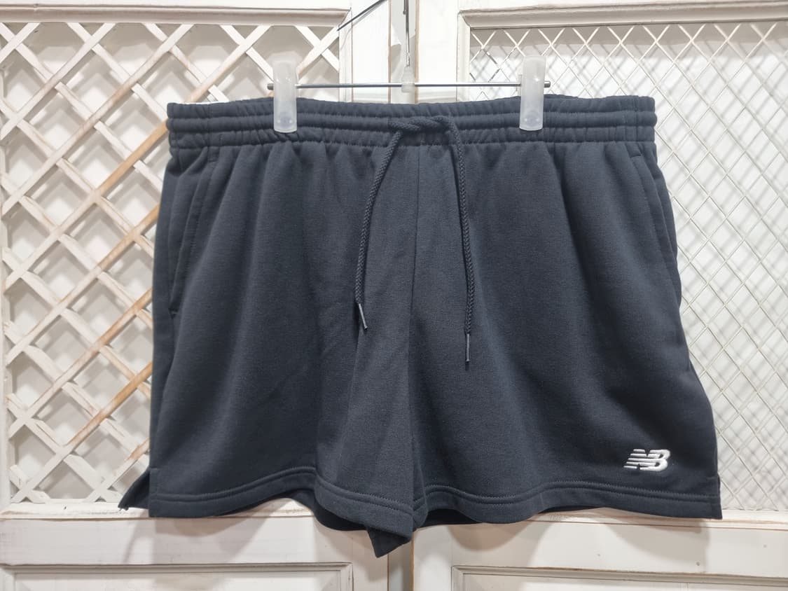 새상품] 뉴발란스 W 에센셜 3부 쇼츠 (C700 상품이미지1