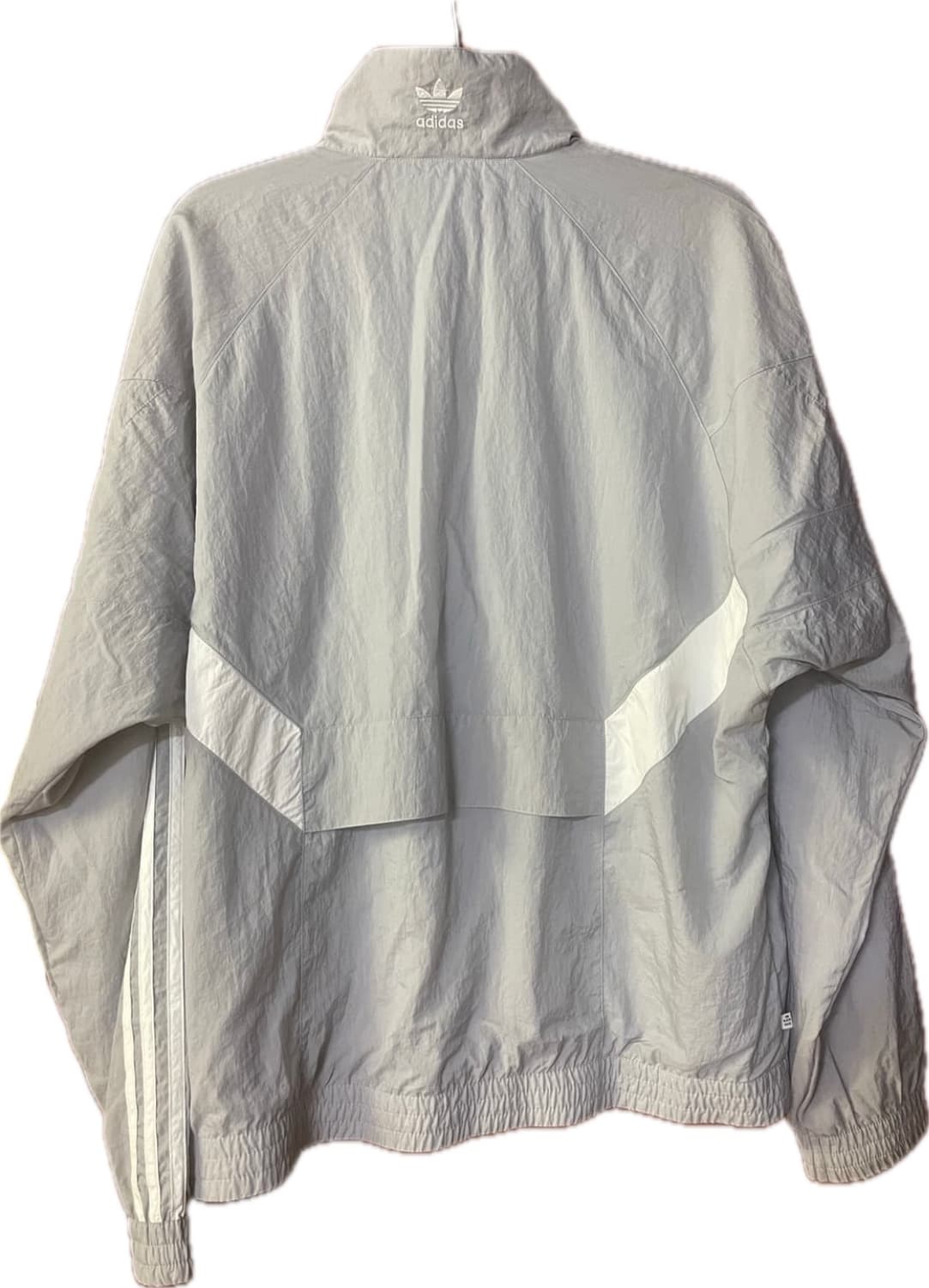아디다스 리카이브 우븐 트랙탑 바람막이 헤일로 실버 L 상품이미지2