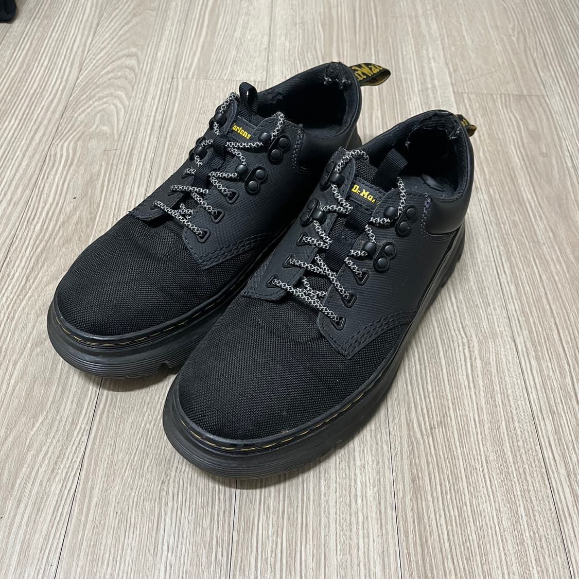 [uk8,270-275] 닥터마틴 타릭 로우 블랙 상품이미지1