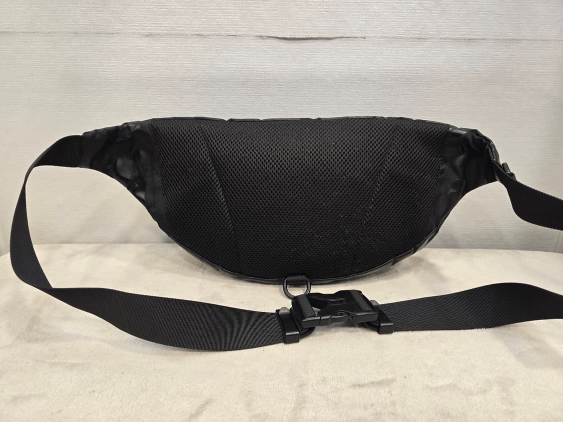 디젤 블랙 카모 슬링백 크로스백 상품이미지2