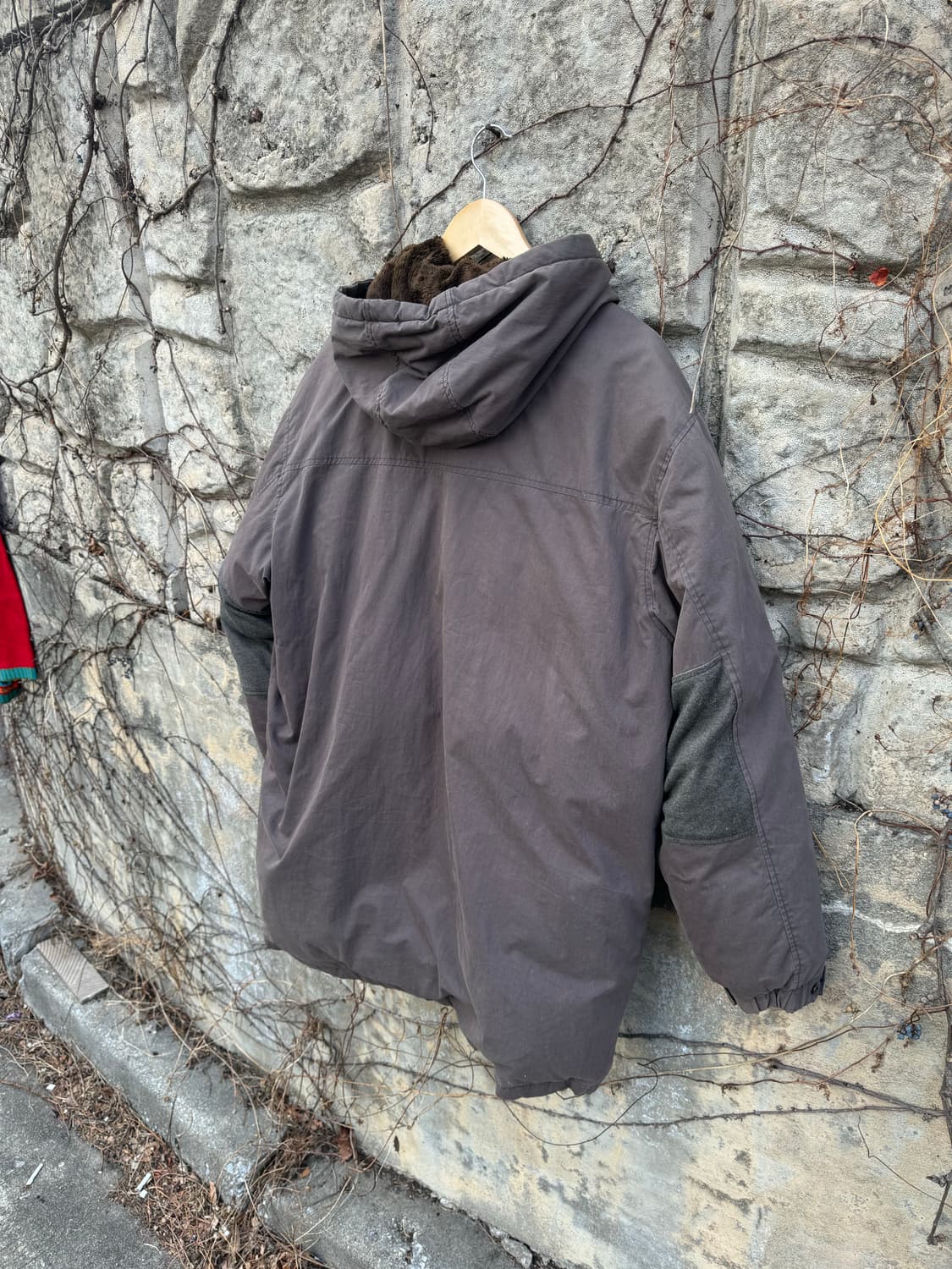 Thursday island n-3b 스타일 다운 파카 상품이미지4