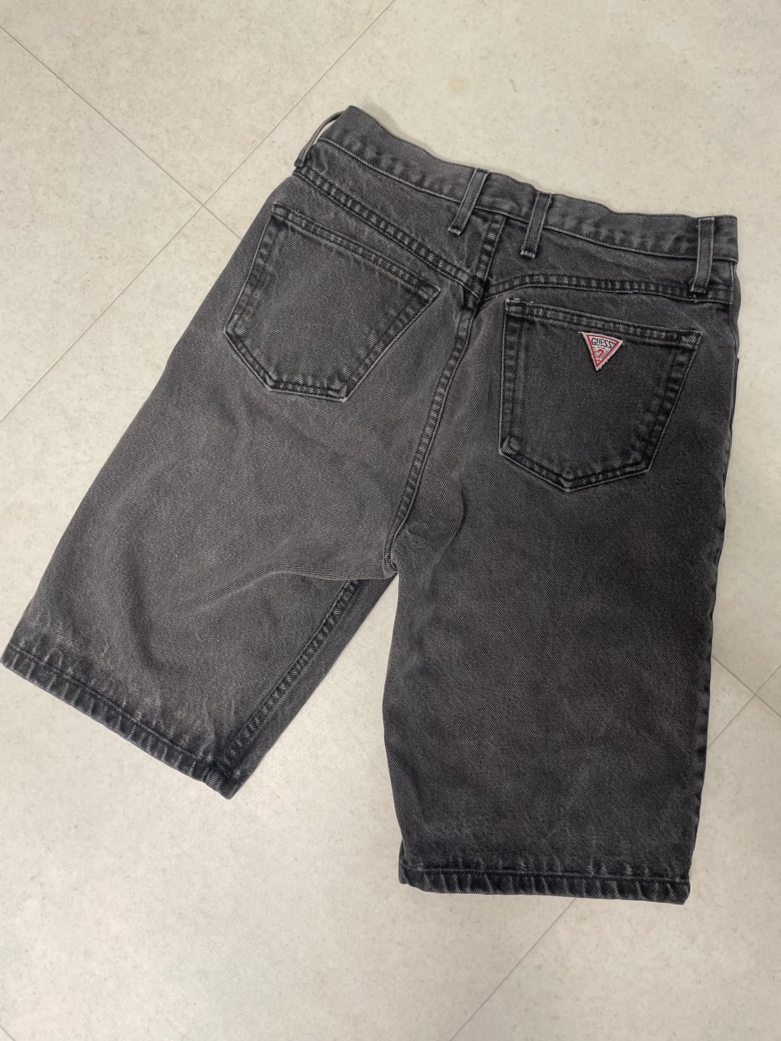 [30] 90's Guess 다잉 데님 쇼츠 Made in USA 상품이미지2