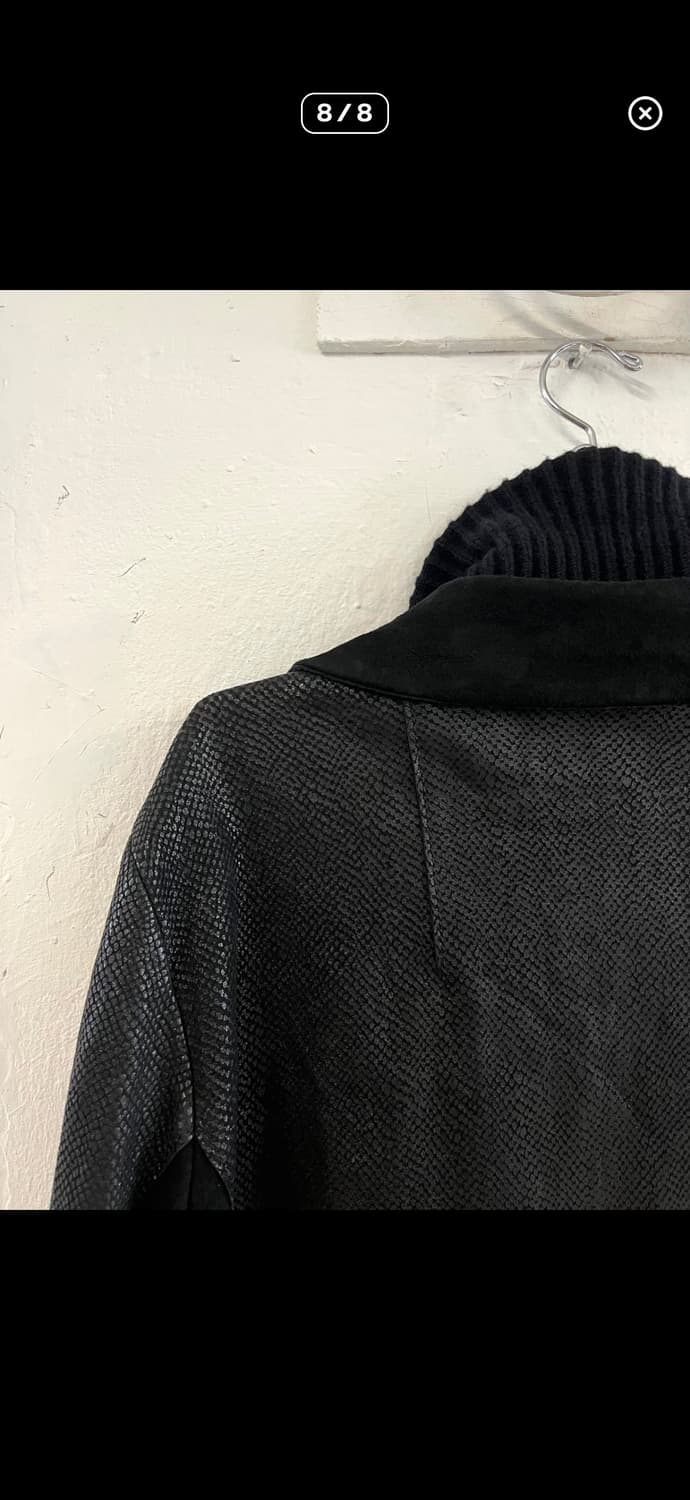 트랜짓 파이톤 가공 램스킨 레더 하이넥자켓 상품이미지8