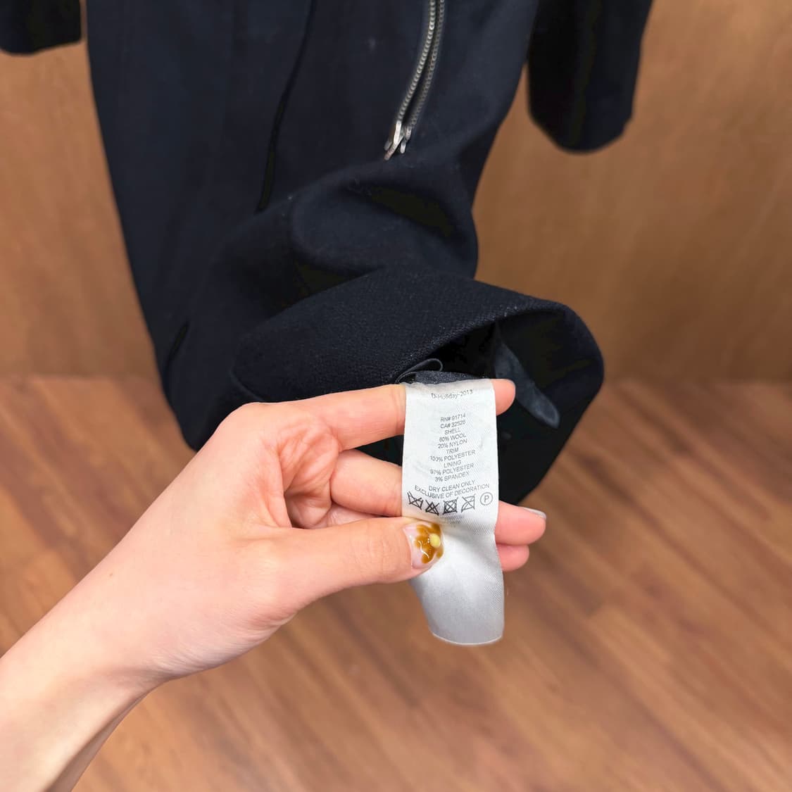 아르마니 익스체인지 롱 코트 퍼 트리밍 하이넥 디테일 슬림핏 블랙 상품이미지7