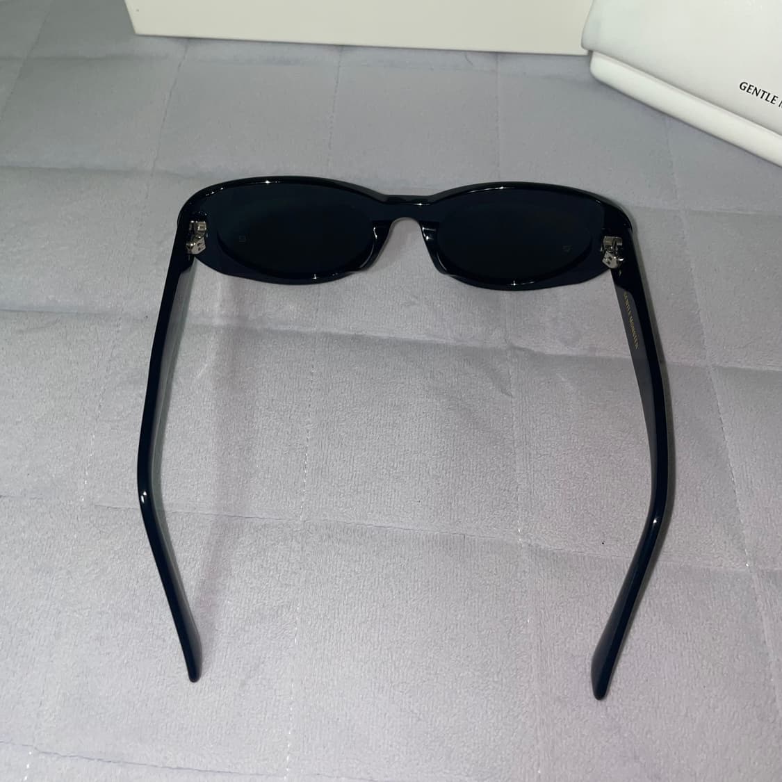 젠틀몬스터 선글라스 르 01 블랙 상품이미지5