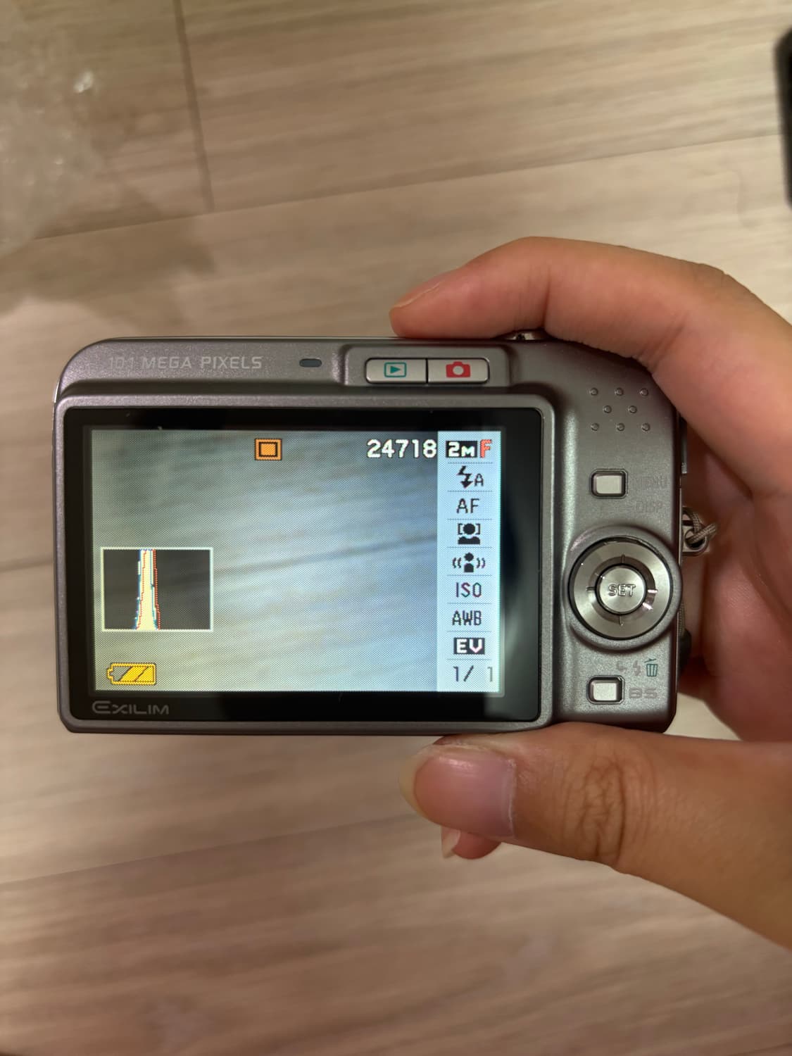 르세라핌 은채 디카 Casio Exilim z-1080 상품이미지8