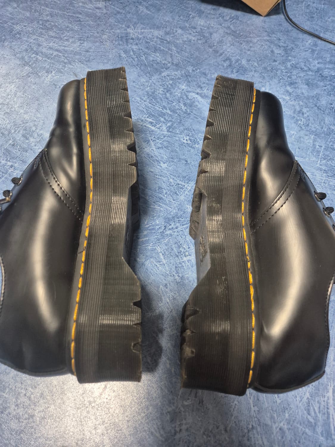 닥터마틴 1461 쿼드 블랙 260 상품이미지3