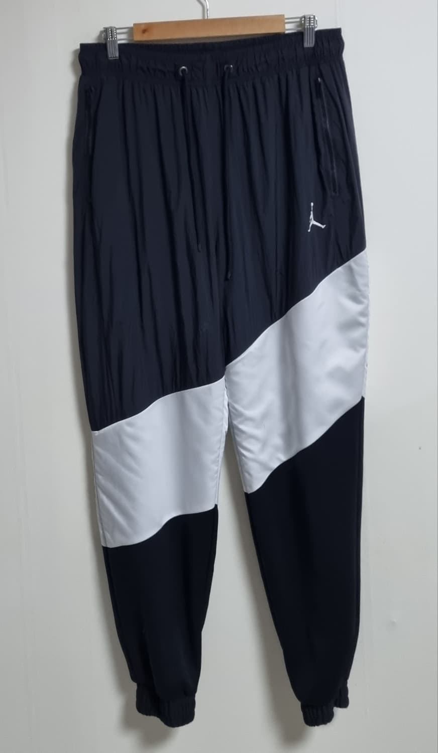 XL ) 나이키 조던 윙스 다이아몬드 블랙 우븐 트랙팬츠 상품이미지1