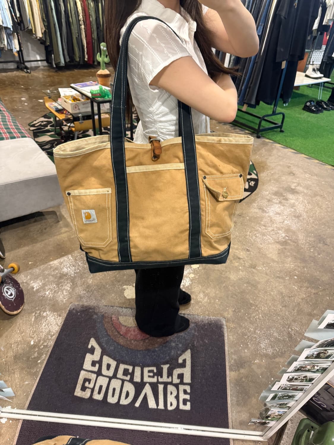 칼하트 리메이크 숄더백  상품이미지3