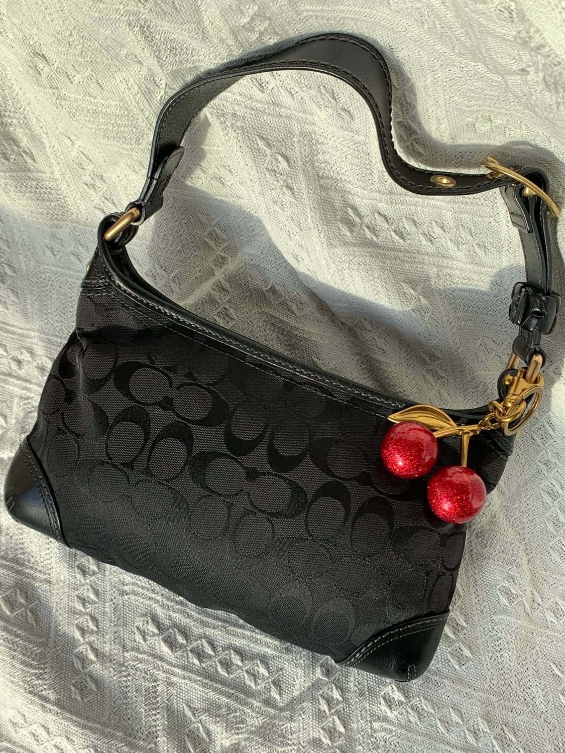 🖤 Coach 올블랙 패브릭 숄더백 상품이미지1