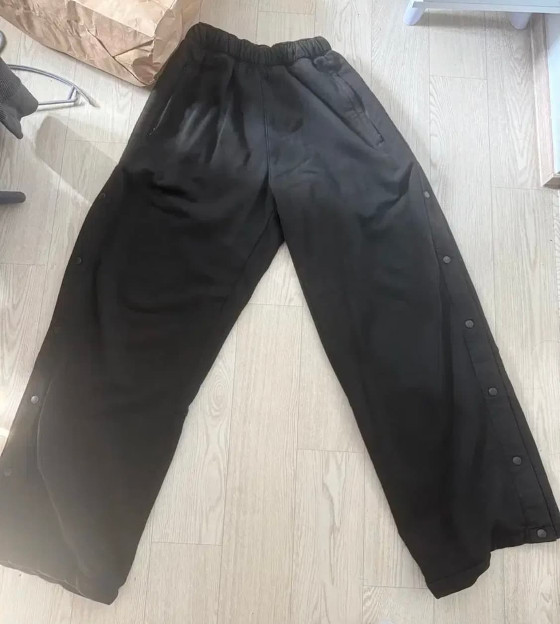 폴리테루 웜업 스웻팬츠_블리치드 블랙 상품이미지2