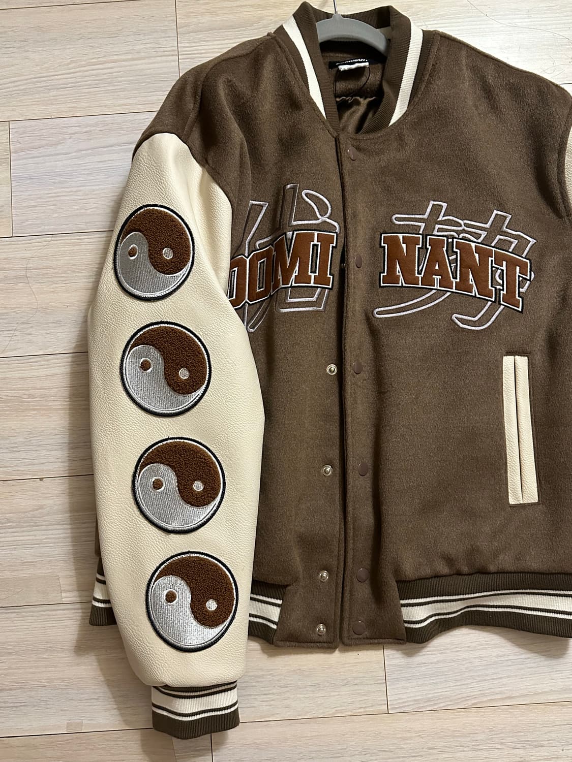 DOMINANT 바시티 자켓 상품이미지3