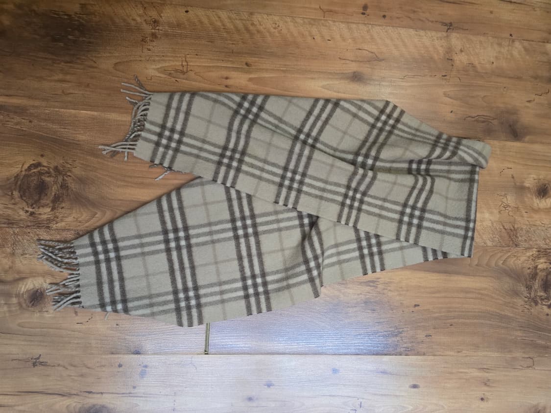 버버리 스카프 판매합니다  상품이미지2