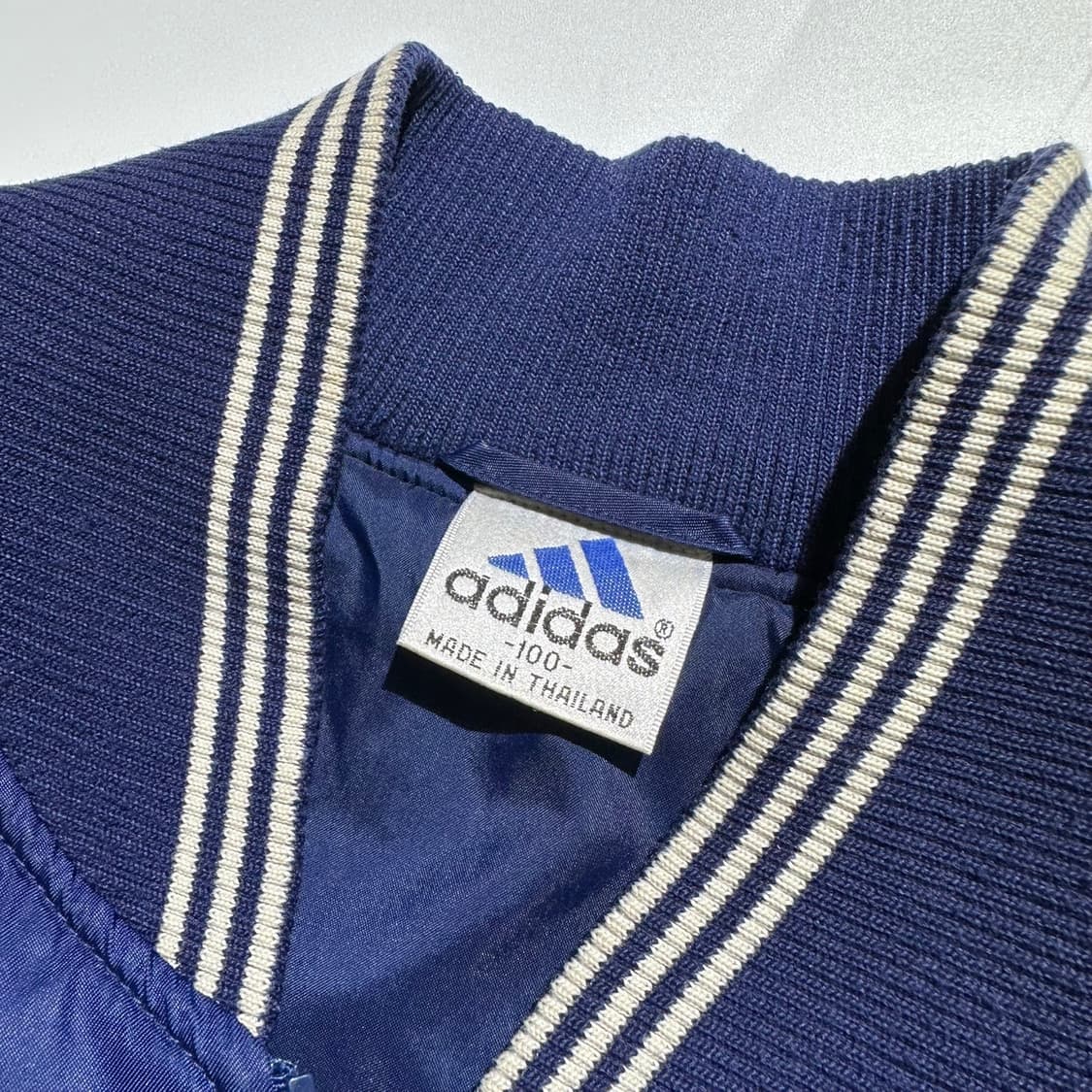 아디다스 90‘s 뉴욕양키즈 스타디움 바시티 자켓 상품이미지4