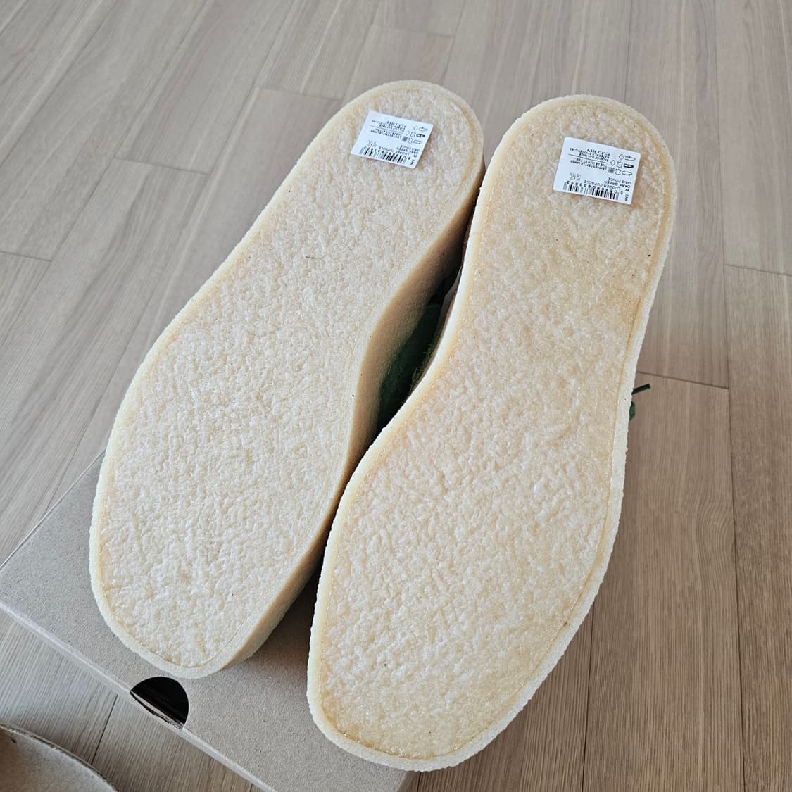 UK9 280 새제품 클락스 오리지널스 x 살레헤 벰버리 왈라비 모카슈즈 상품이미지8