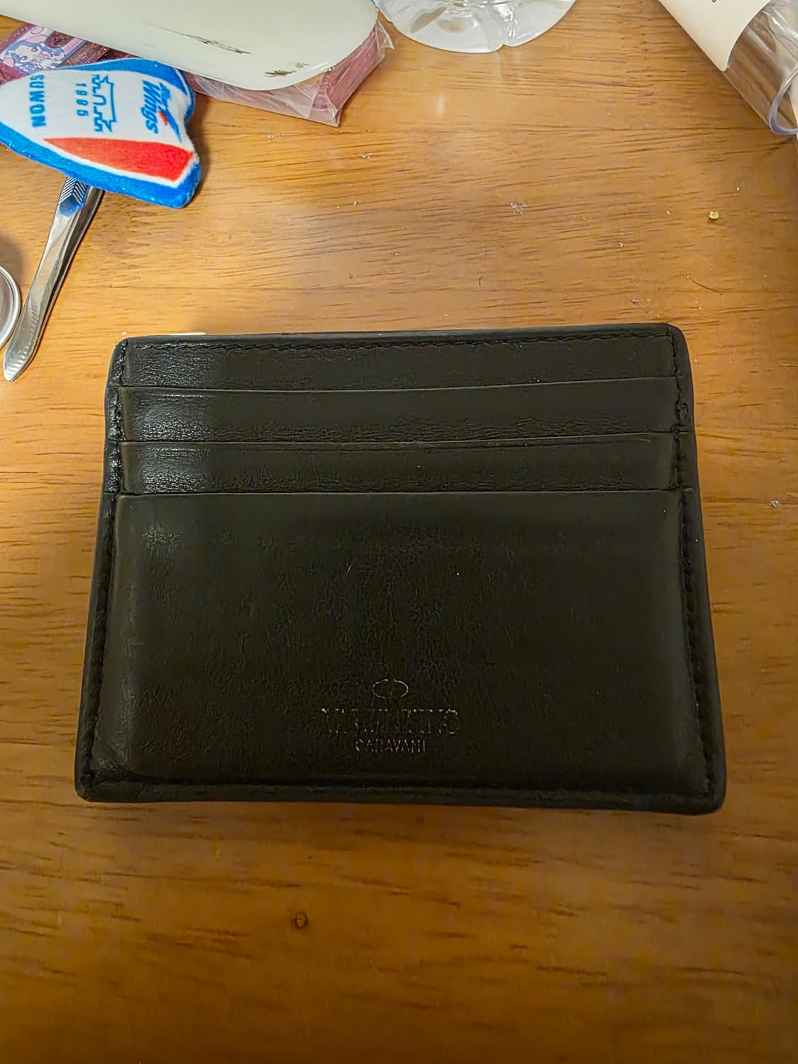 발렌티노 락스터드 블랙 카드지갑 상품이미지2