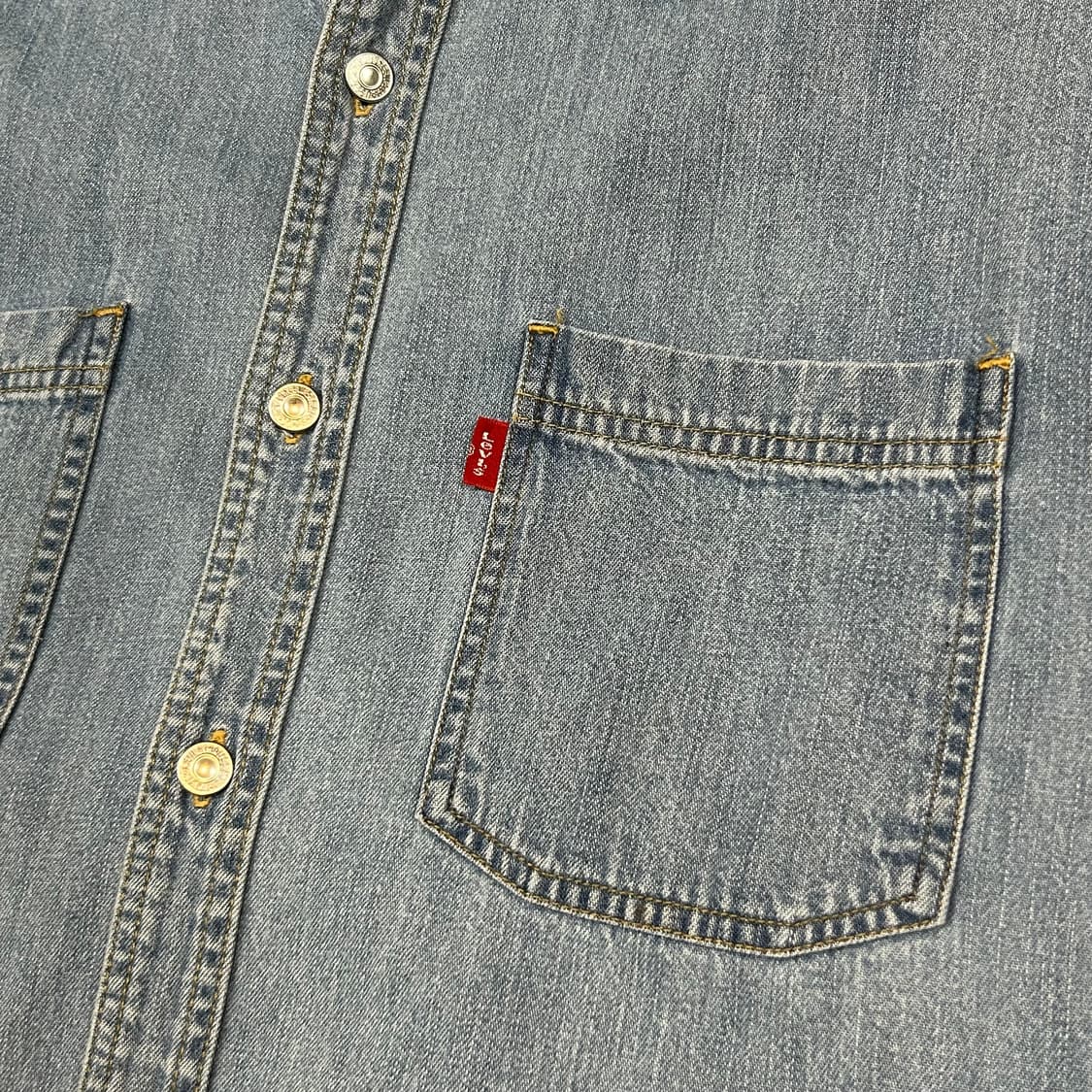 L) 리바이스 투포켓 워크 데님 셔츠 자켓 T버튼 타입 상품이미지3