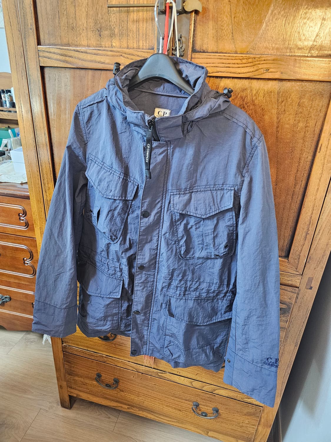 cp컴퍼니 씨피 한글택 정품 95사이즈 나일론 야상 바람막이 자켓 팔아요 상품이미지6