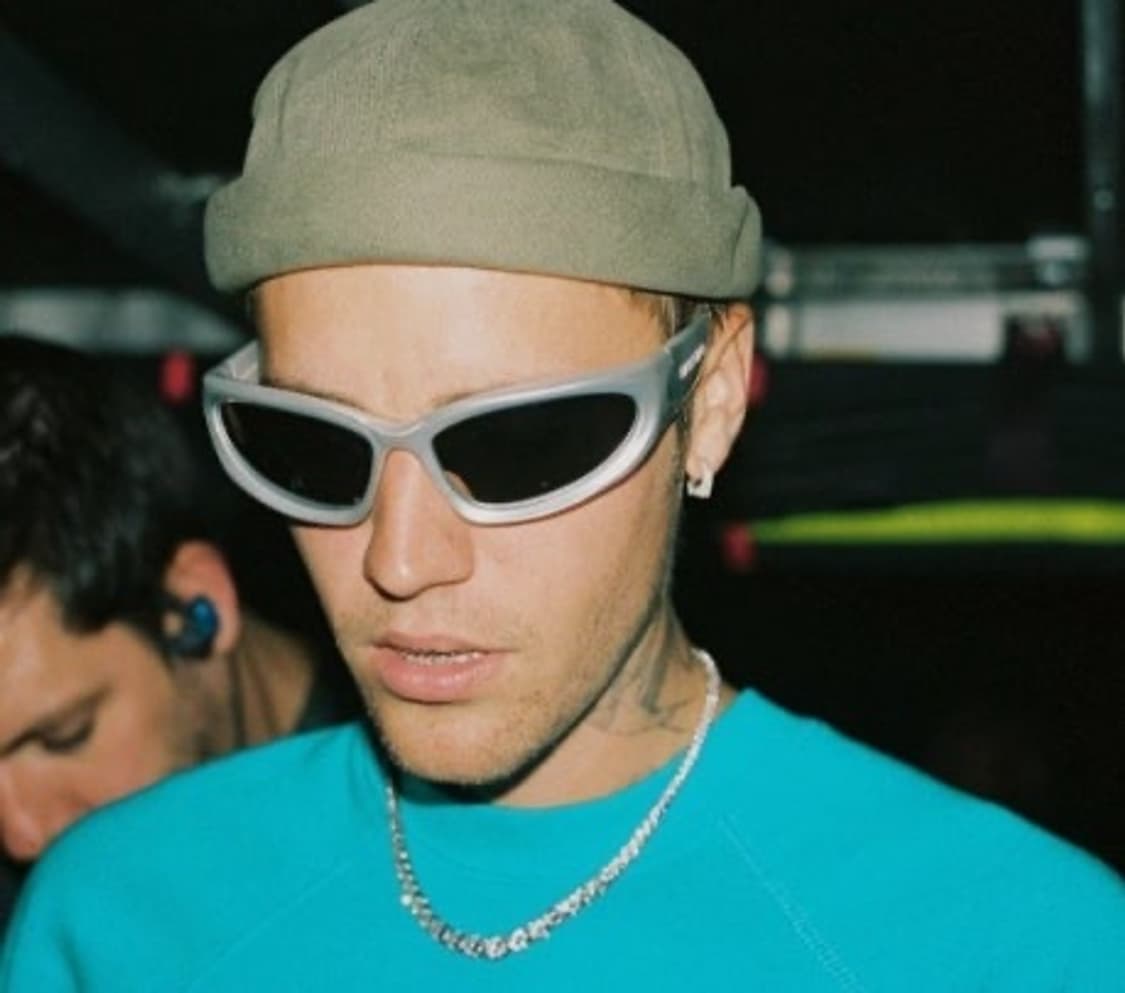 발렌시아가 스위프트 오발 선글라스 실버 상품이미지1