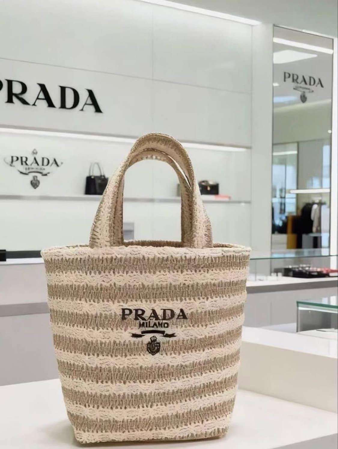 프라다뷰티 르옴므 스트라이프 베이지 라피아백  상품이미지1