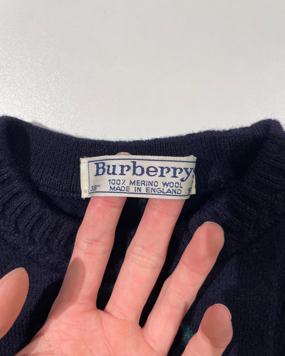버버리 다크 네이비 아가일 메리노 울 니트 상품이미지7