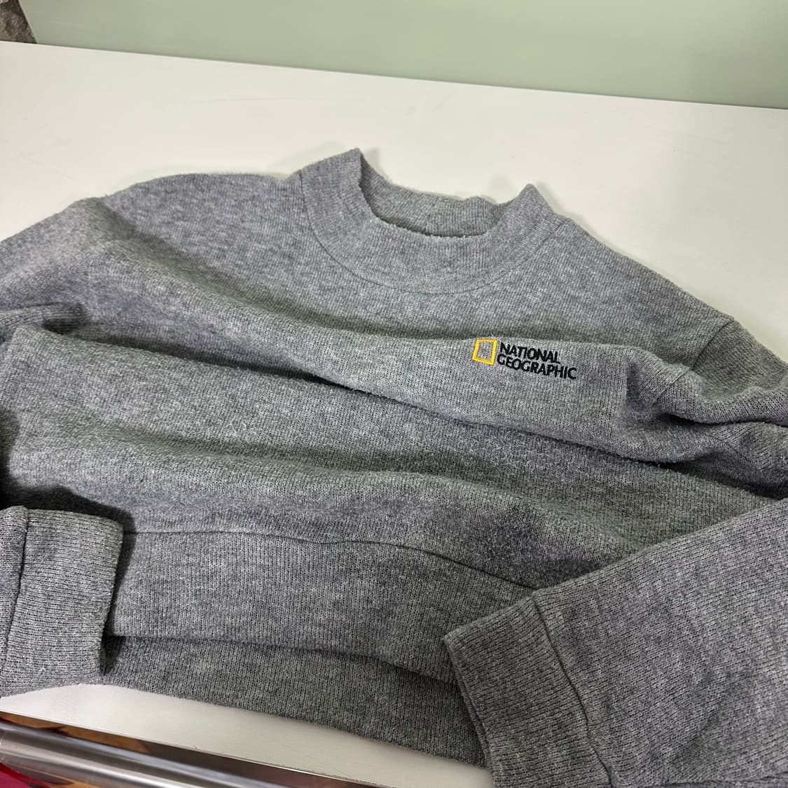 XL 내셔널지오그래픽 그레이 크루넥니트 상품이미지2
