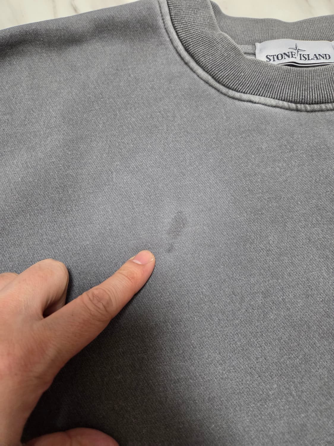 스톤아일랜드 피그먼트워싱 스웻셔츠 상품이미지6