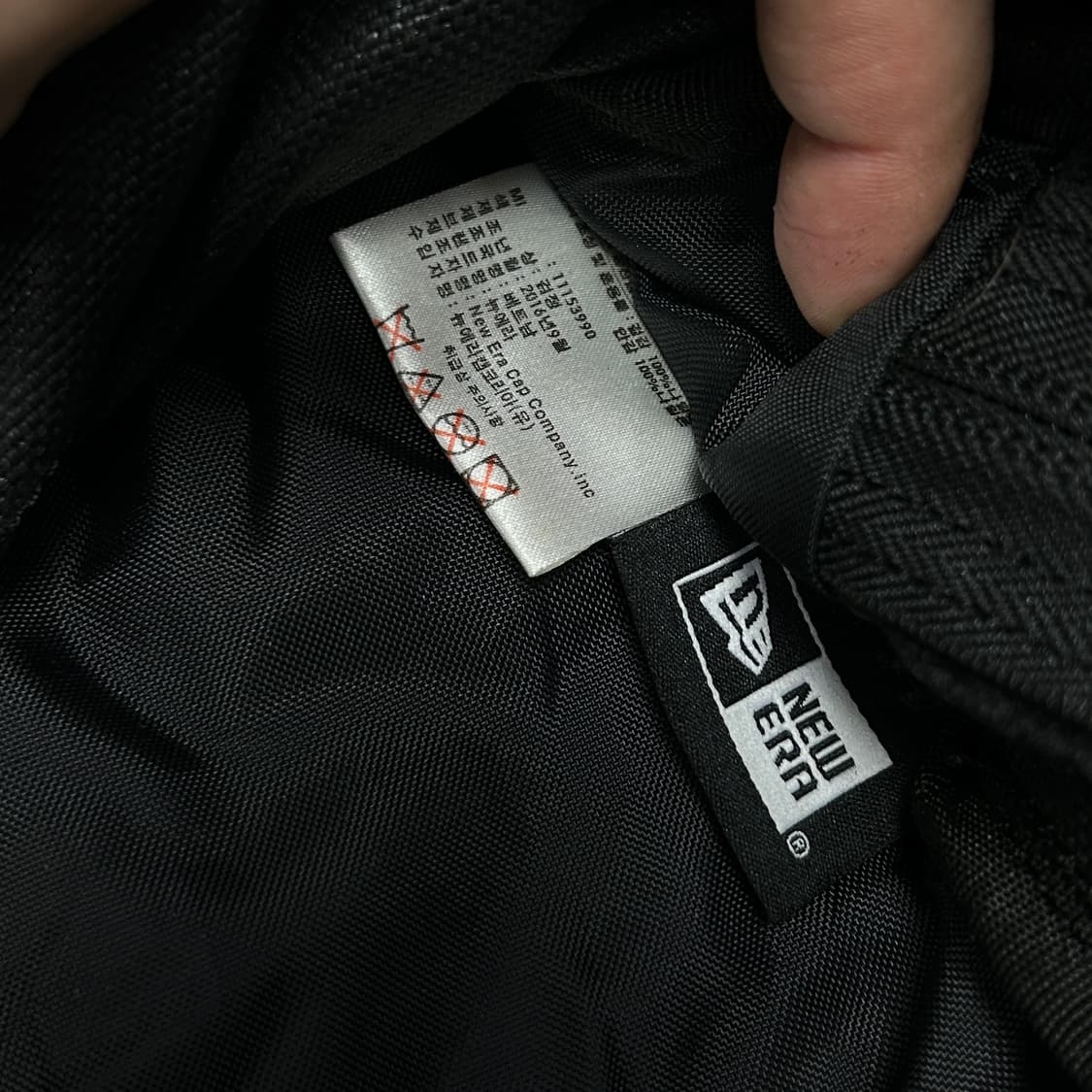 뉴에라 블랙 캐리어 백팩 상품이미지4