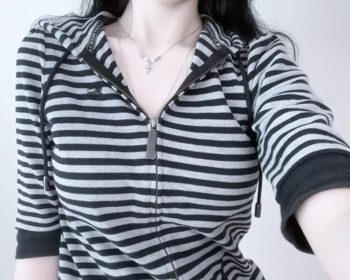 일본빈티지 버버리블루라벨 오레오쿠키깔 쿠앤크맛 슬림핏 스트라이프 후드집업 상품이미지1