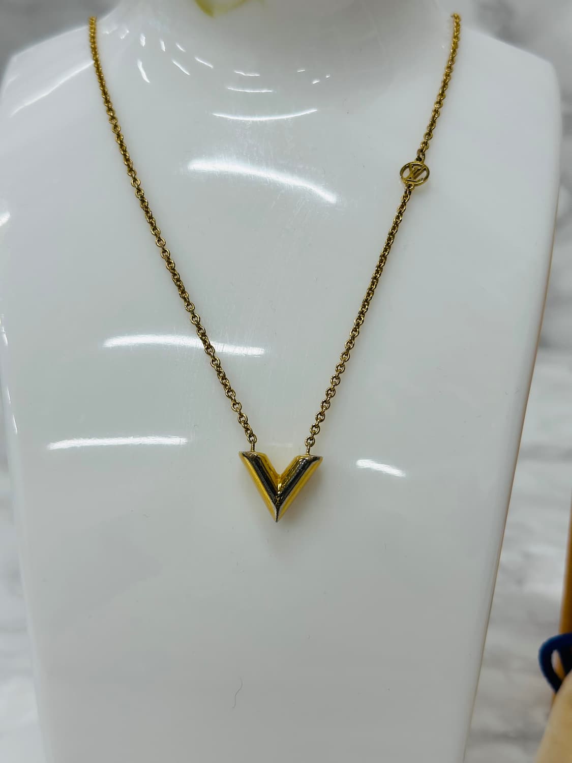 A / 루이비통 에센셜 목걸이 금장 M00857 상품이미지5