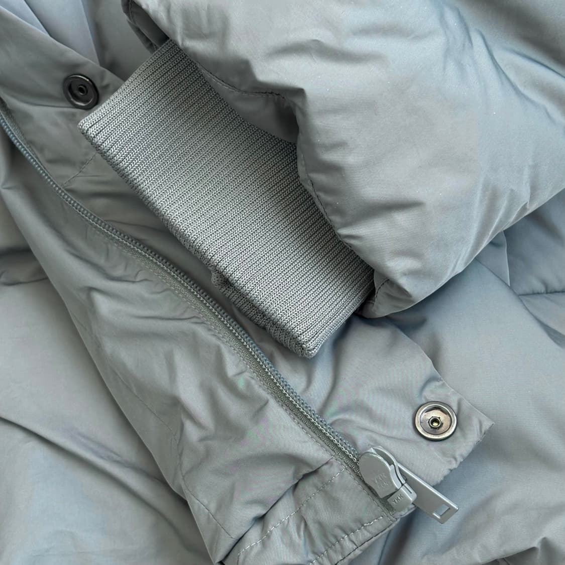 COS DOWN FILLED SHORT PUFFER JACKET 상품이미지5