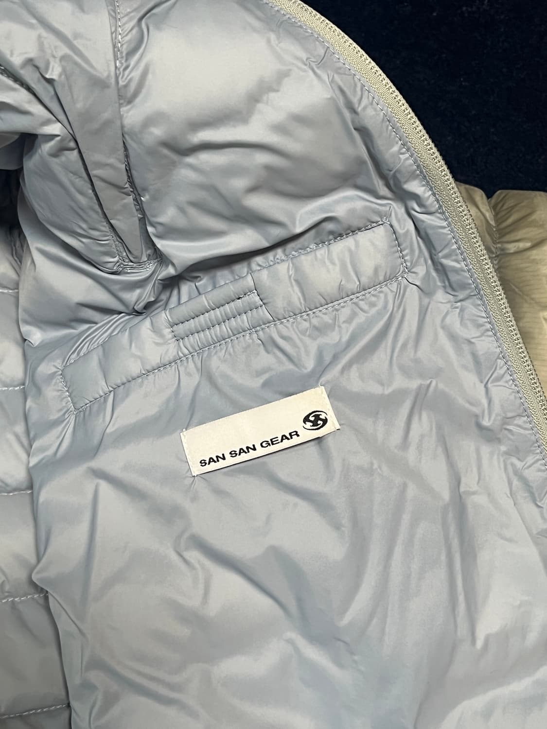 산산기어 경량패딩 서픽스 푸퍼 22fw 그레이 1사이즈 상품이미지4