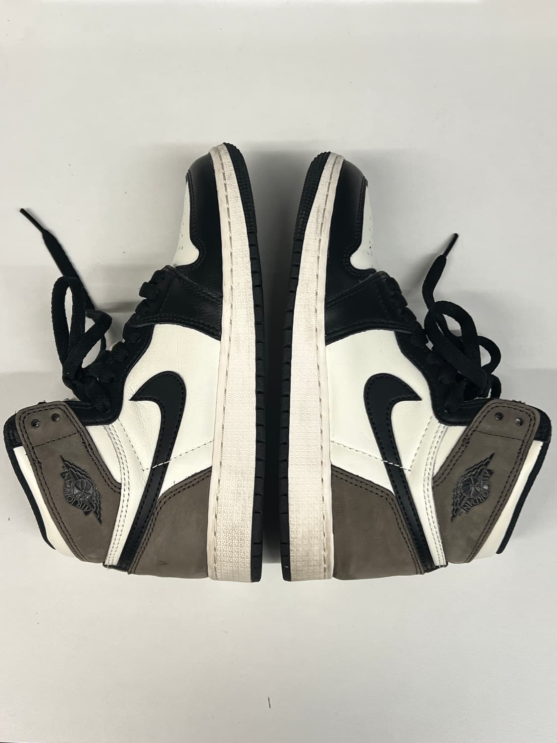 나이키 에어 조던 1 레트로 하이 블랙모카 230 상품이미지5