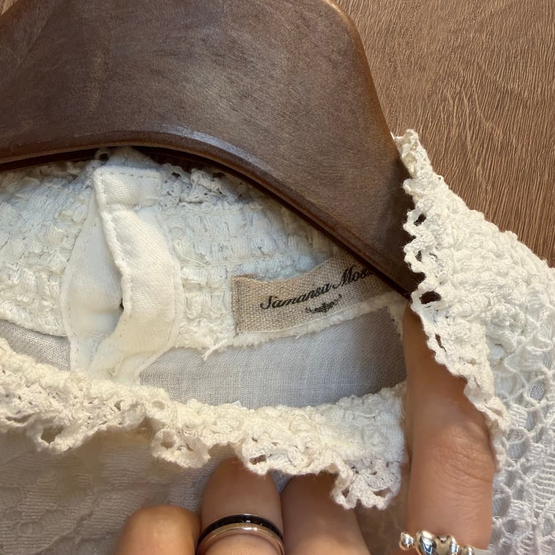 빈티지 롱슬리브 블라우스 레이스 프릴넥 디테일 루즈핏 아이보리 상품이미지5