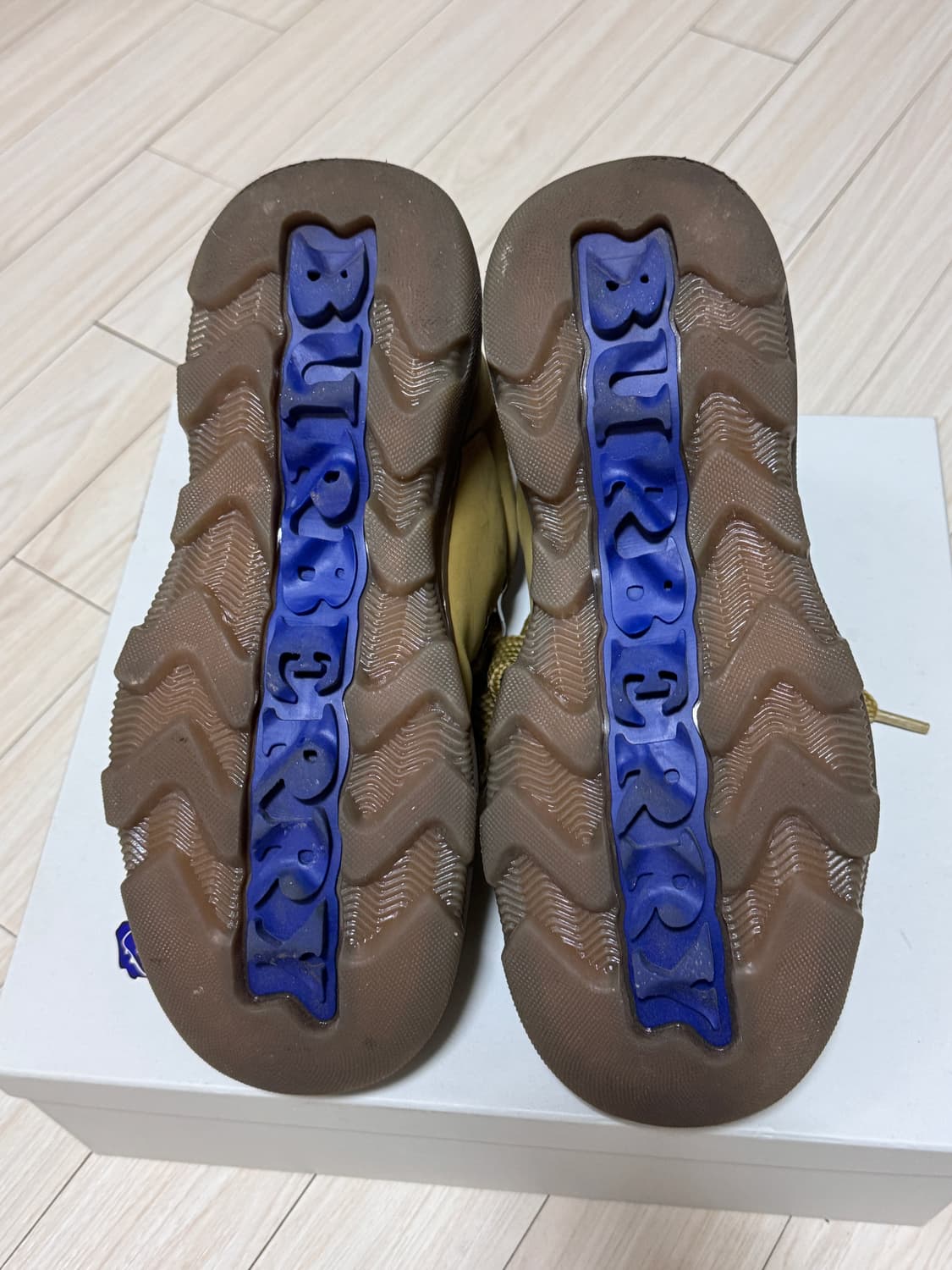 [43] 버버리 트렉 누벅 부츠 상품이미지5