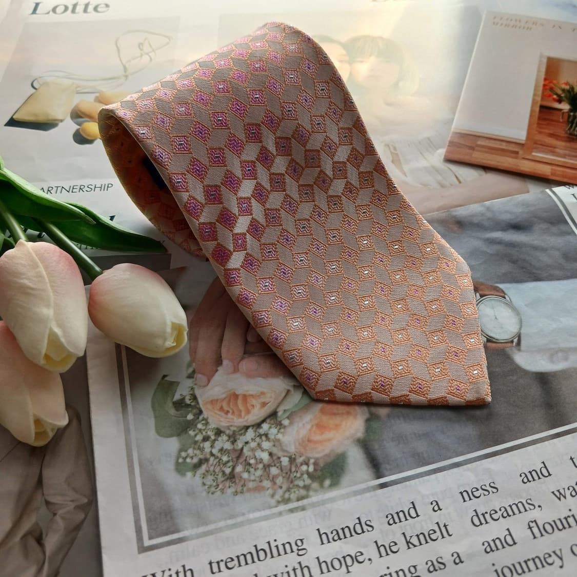 아쿠아스큐텀 실크 핑크 지오메트릭 넥타이 9cm A등급 A18561
 상품이미지2