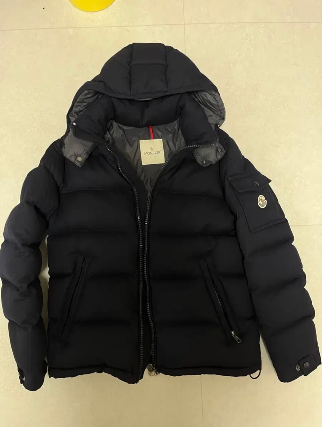 몽클레르 몽제네브르 팝니다 3사이즈 상품이미지1