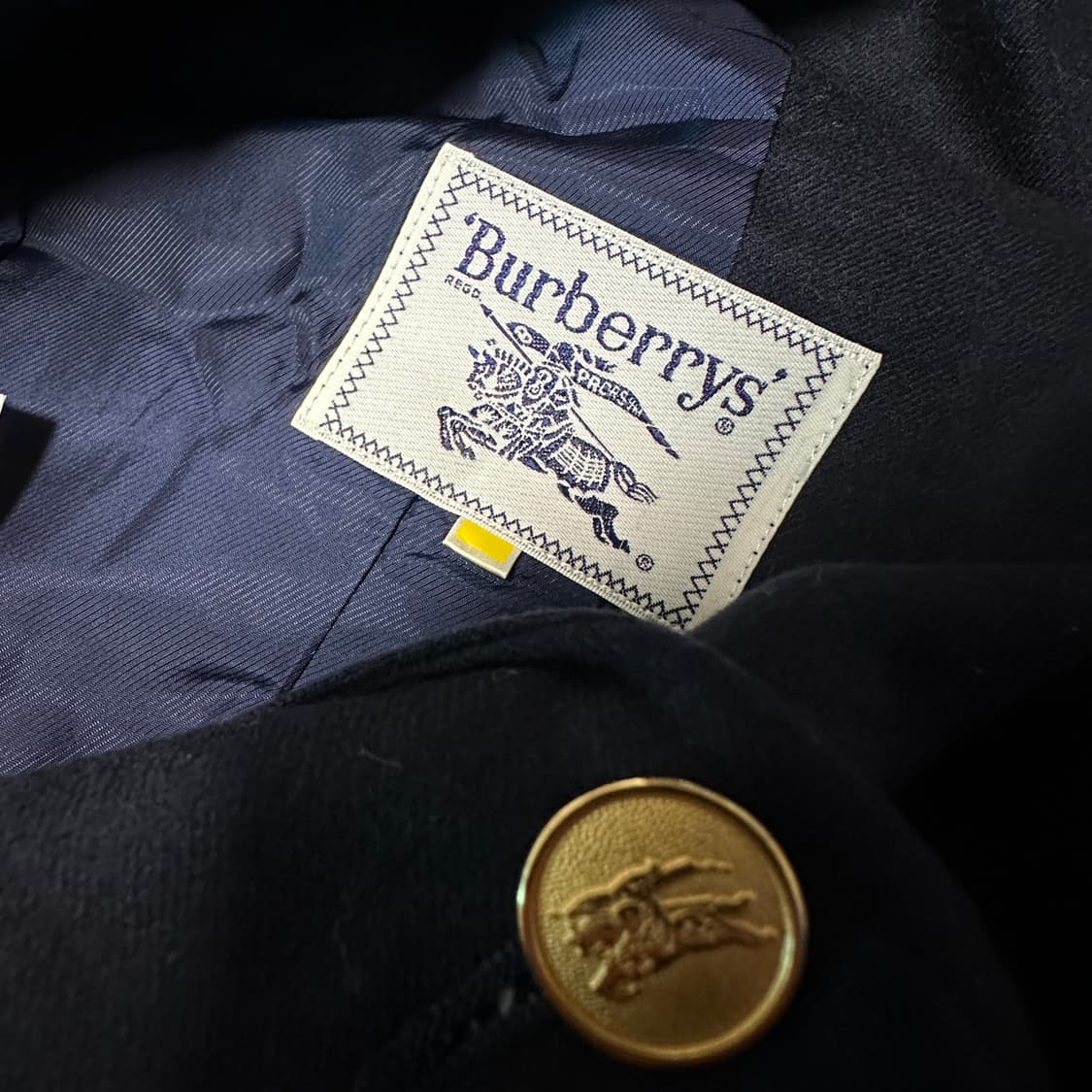 BURBERRYS gold button wool blazer 상품이미지4