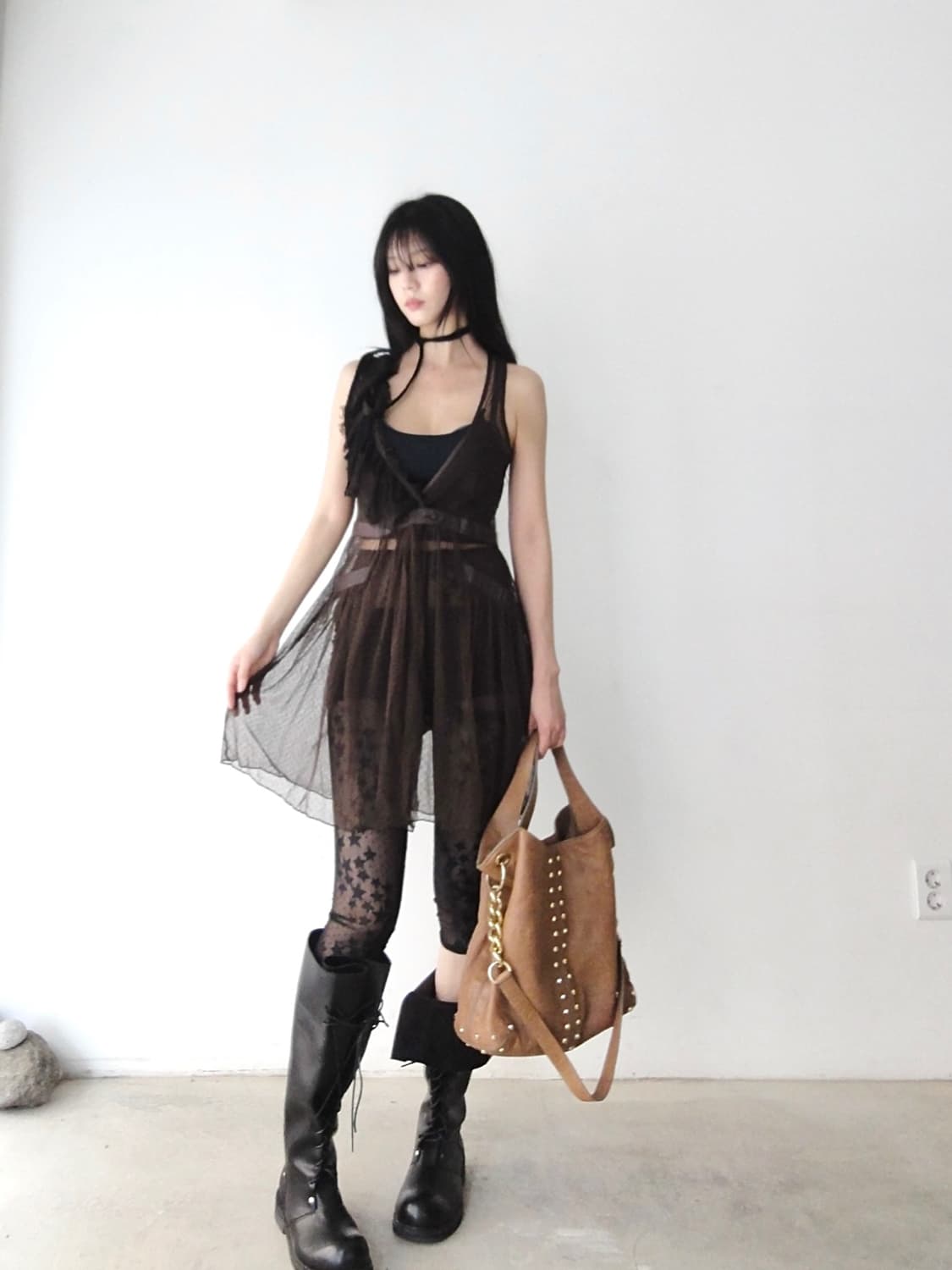 MICHAEL KORS gold stud tote bag / brown 상품이미지5