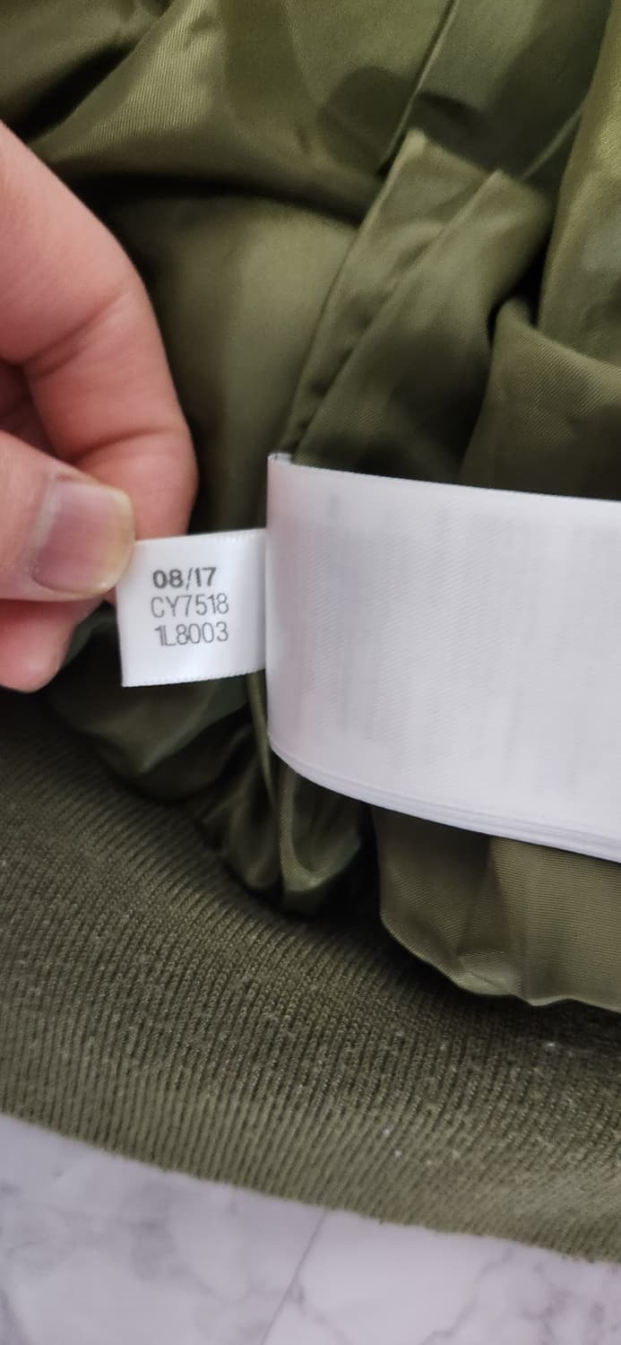 아디다스 오리지널스 x 퍼렐 휴 하이킹 카모 패딩 자켓 상품이미지8