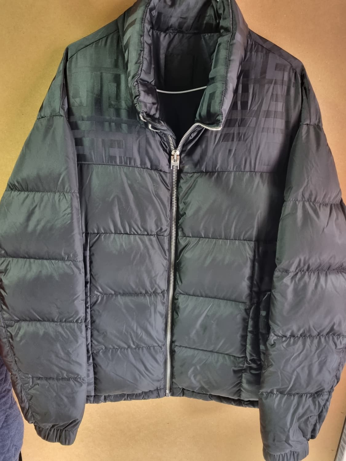 지방시 남성 다운패딩  상품이미지1