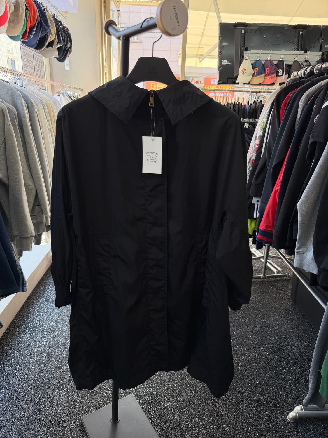 몽클레어 바람막이 자켓 상품이미지1