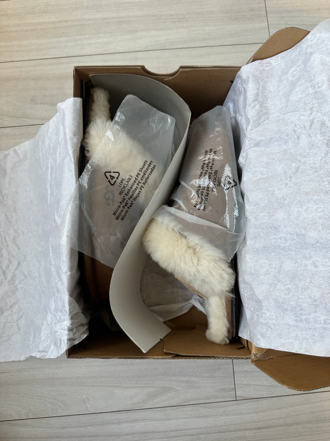 어그 스커페트 체스트넛 US 5 상품이미지3