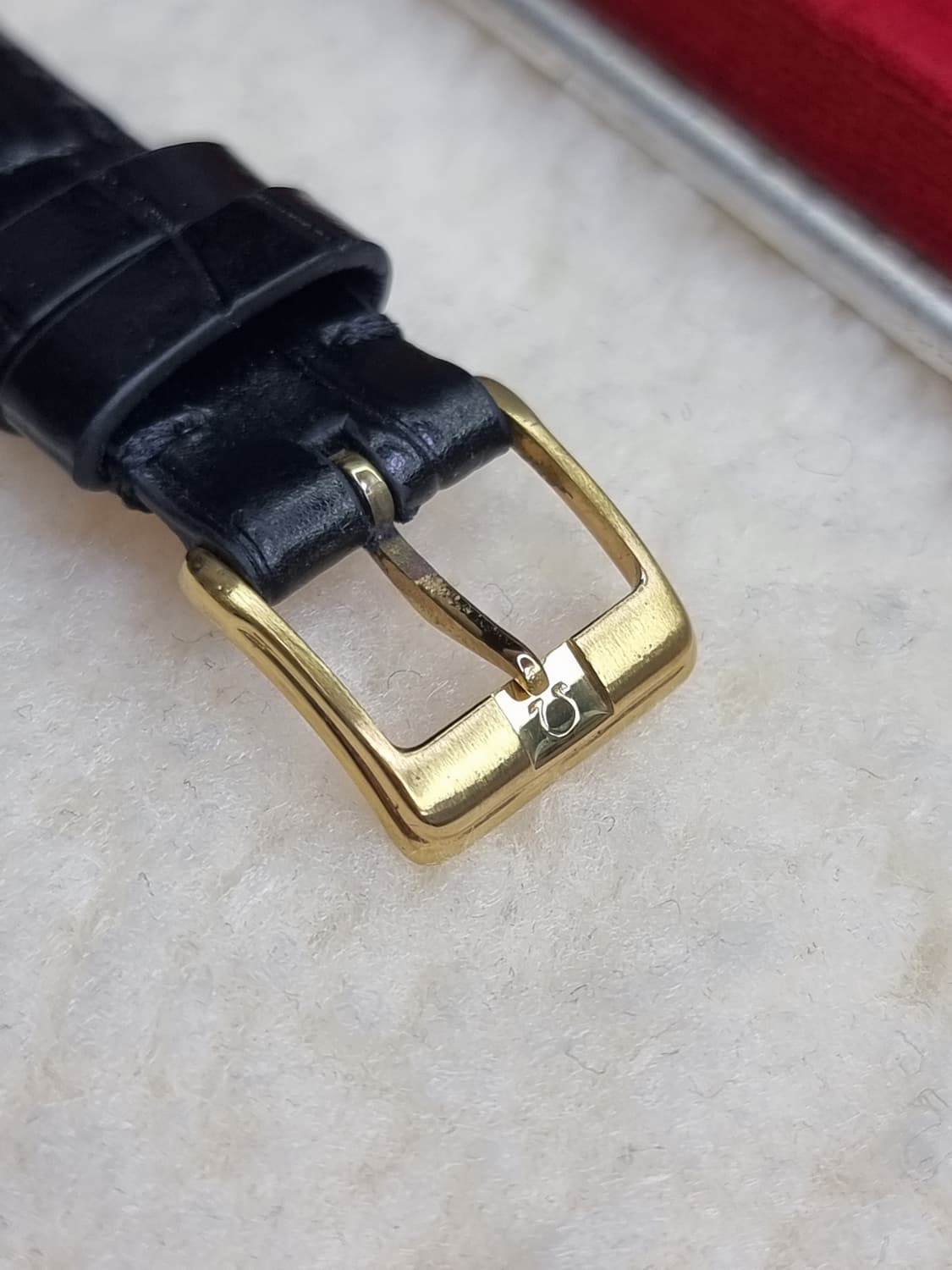 오메가 드빌 샴페인 골드 다이얼 쿼츠 여성시계 상품이미지4