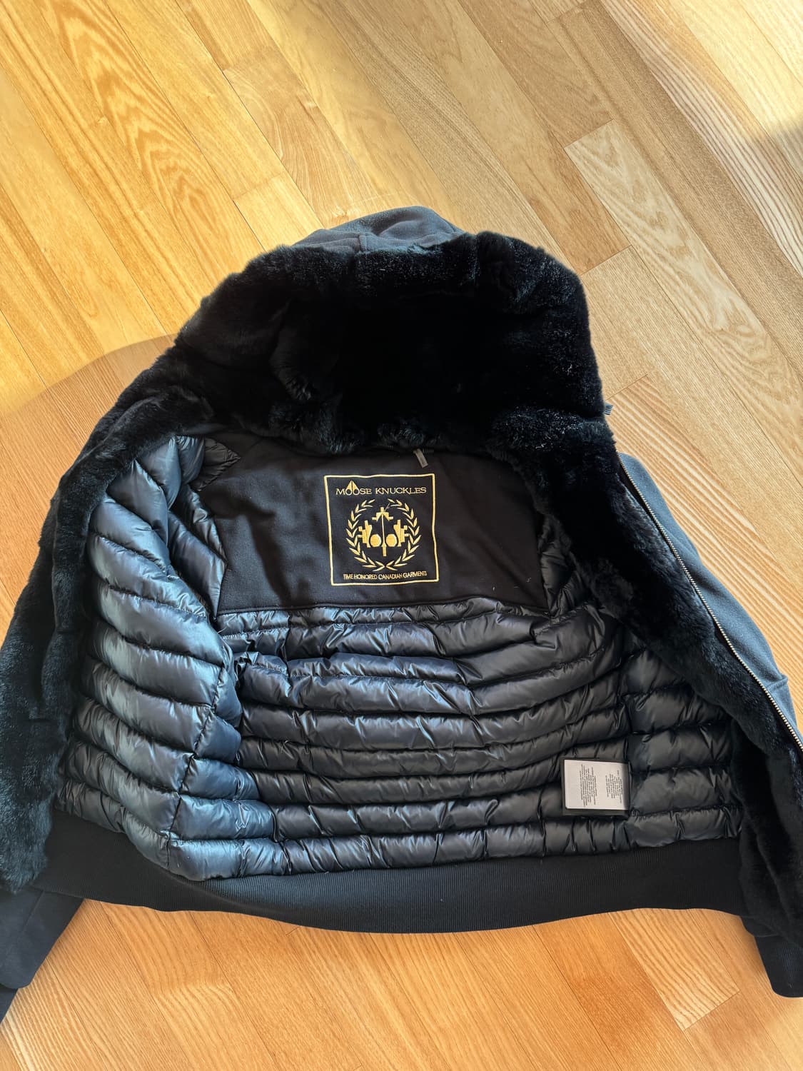 무스너클 집업 상품이미지2